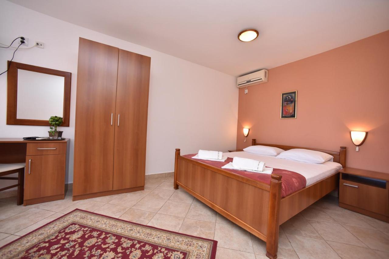 Apartmani Soljaga Petrovac Exterior foto